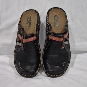 Black Leather Women's Slip-On Clogs with Pink Accent